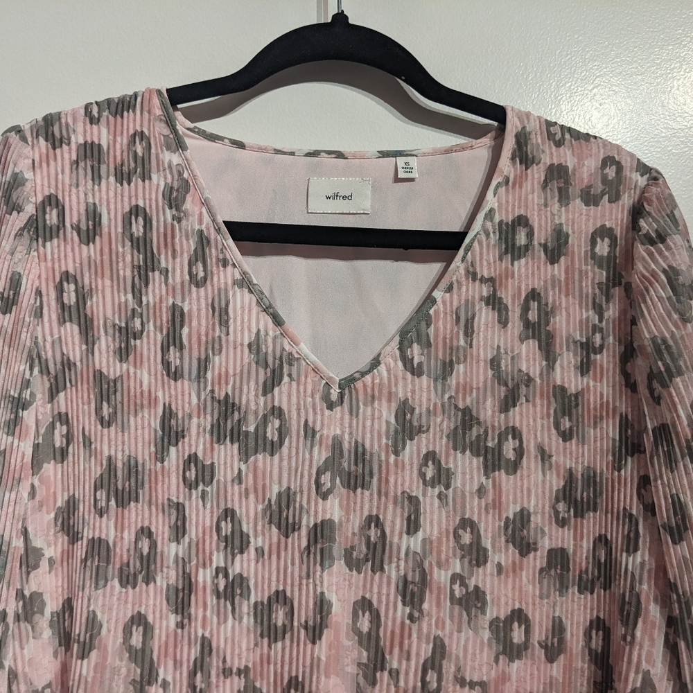 WILFRED Daydreamer V- neck Mini Dress - Picture 4 of 14